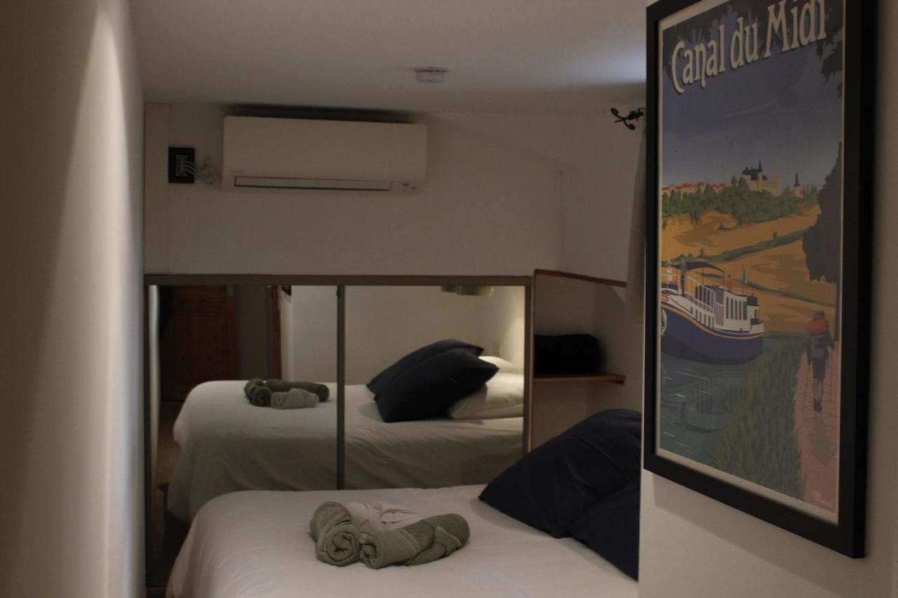 Peniche Le Black Mountain Hotel Villepinte  Bagian luar foto