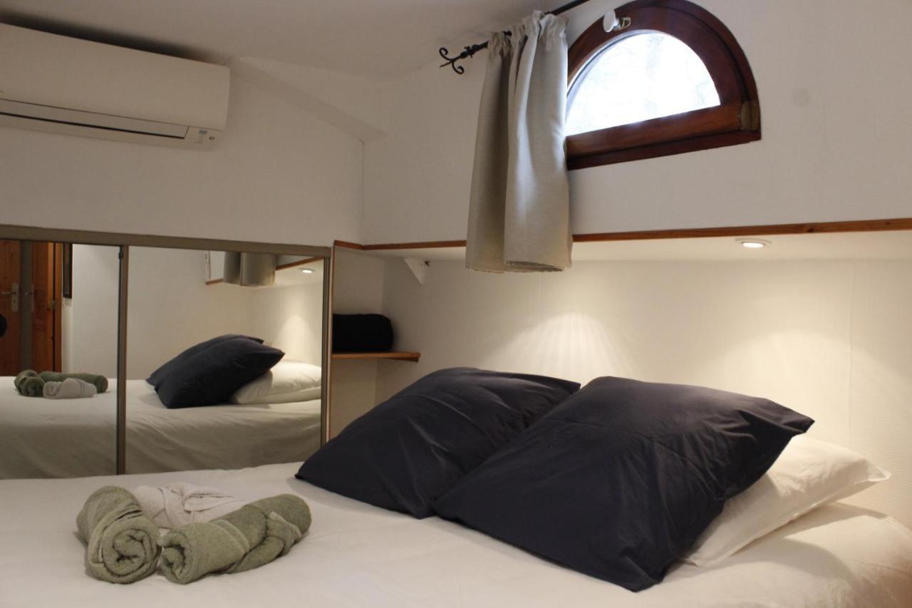 Peniche Le Black Mountain Hotel Villepinte  Bagian luar foto